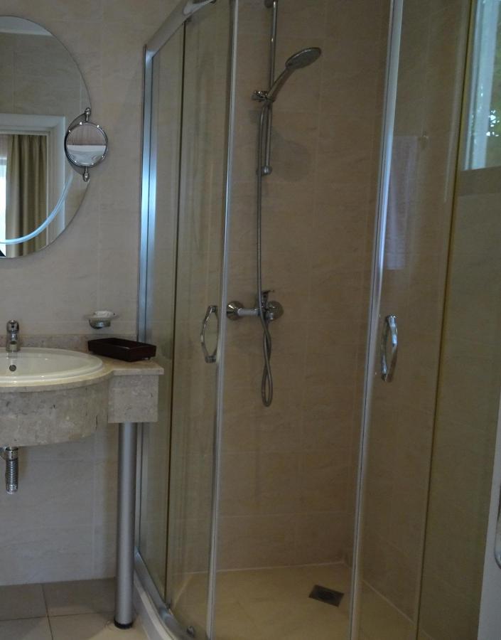 Private Apartments In White Rock Castle บัลชิค ภายนอก รูปภาพ