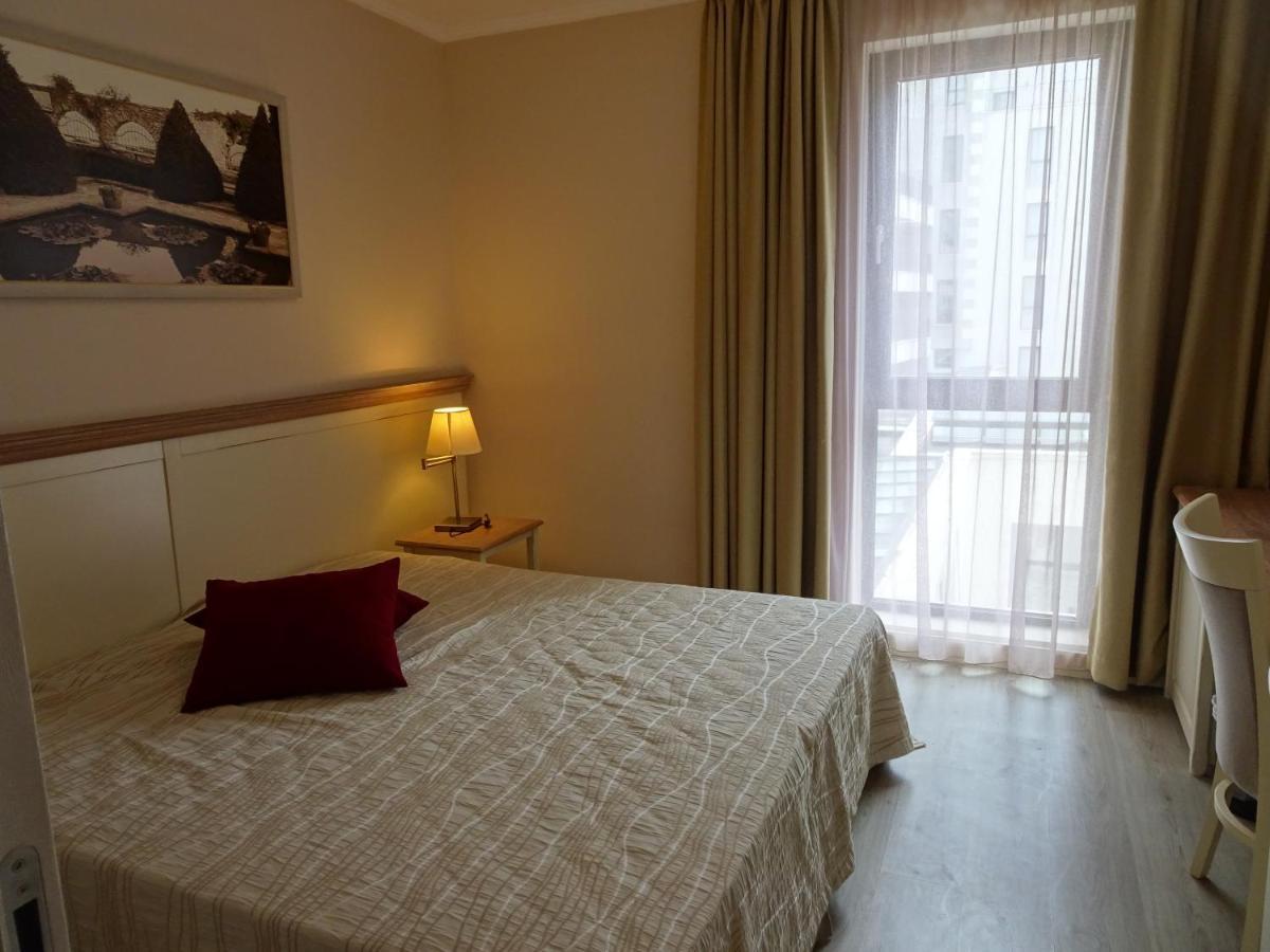 Private Apartments In White Rock Castle บัลชิค ภายนอก รูปภาพ