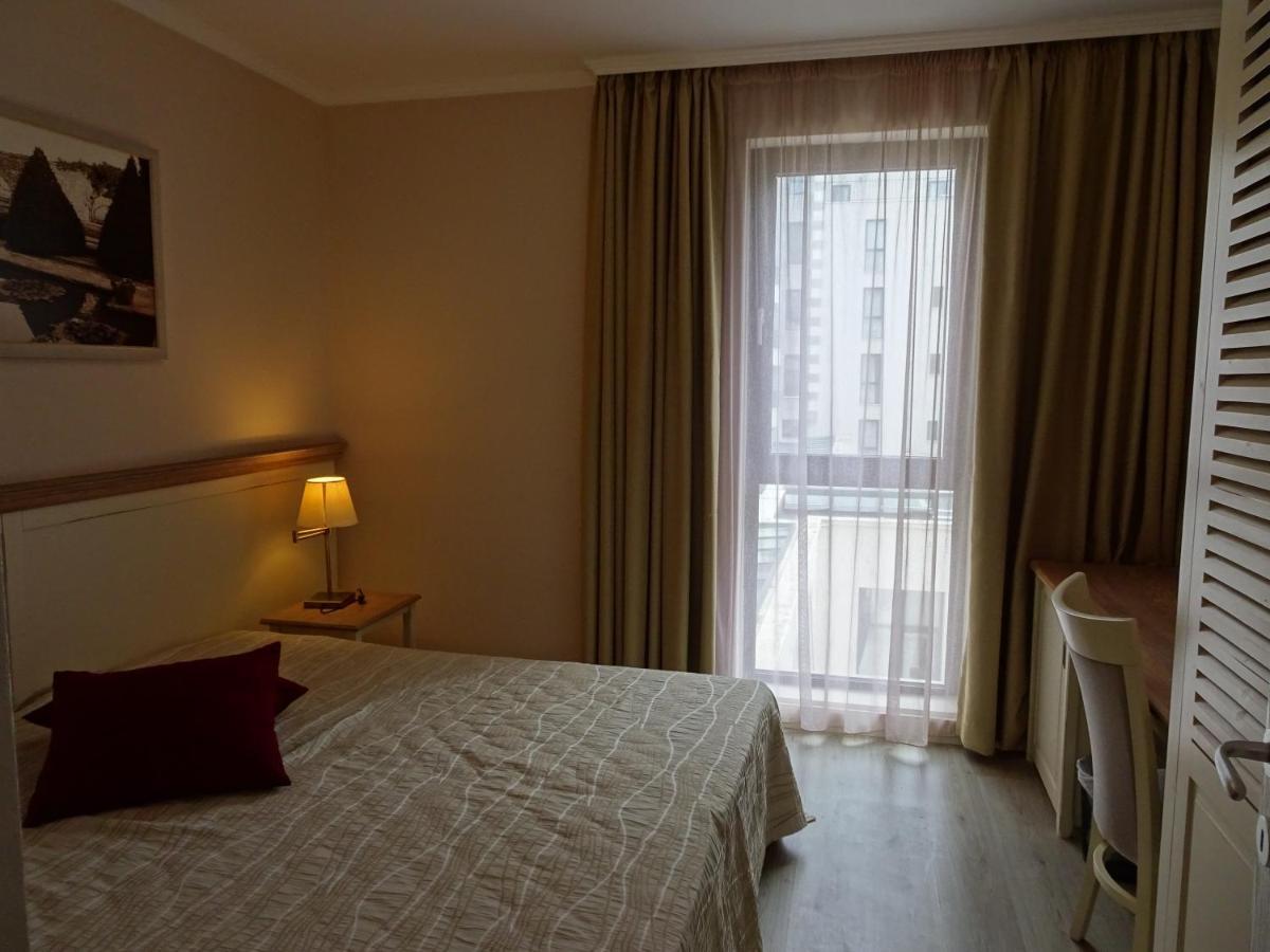 Private Apartments In White Rock Castle บัลชิค ภายนอก รูปภาพ