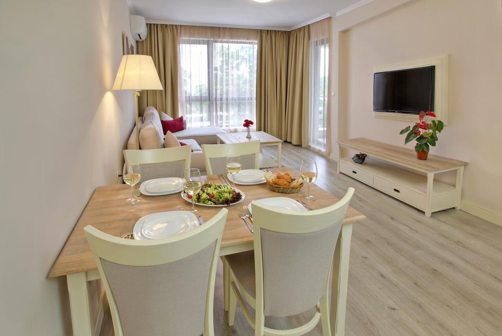 Private Apartments In White Rock Castle บัลชิค ห้อง รูปภาพ