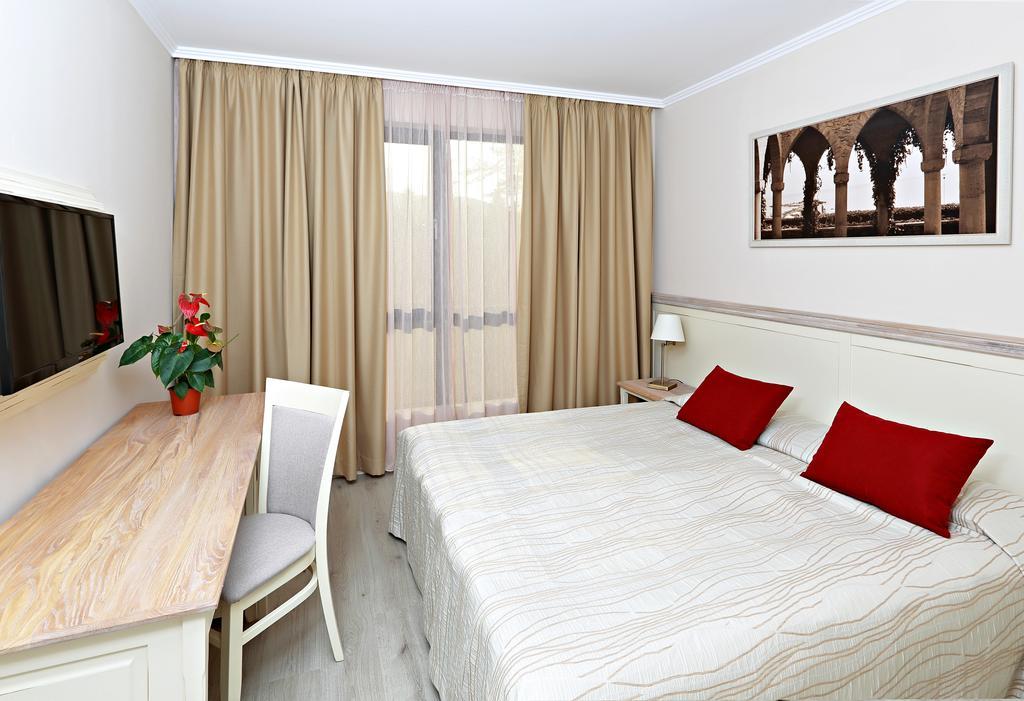 Private Apartments In White Rock Castle บัลชิค ห้อง รูปภาพ