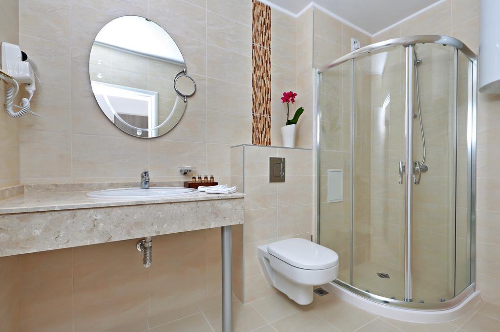 Private Apartments In White Rock Castle บัลชิค ห้อง รูปภาพ