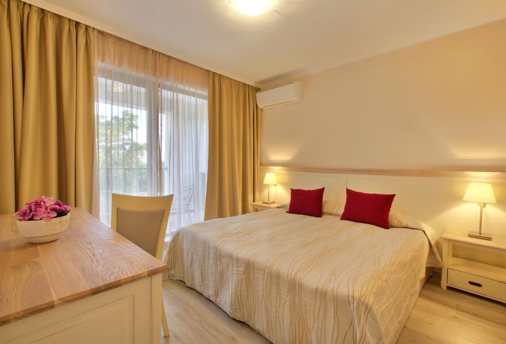 Private Apartments In White Rock Castle บัลชิค ห้อง รูปภาพ